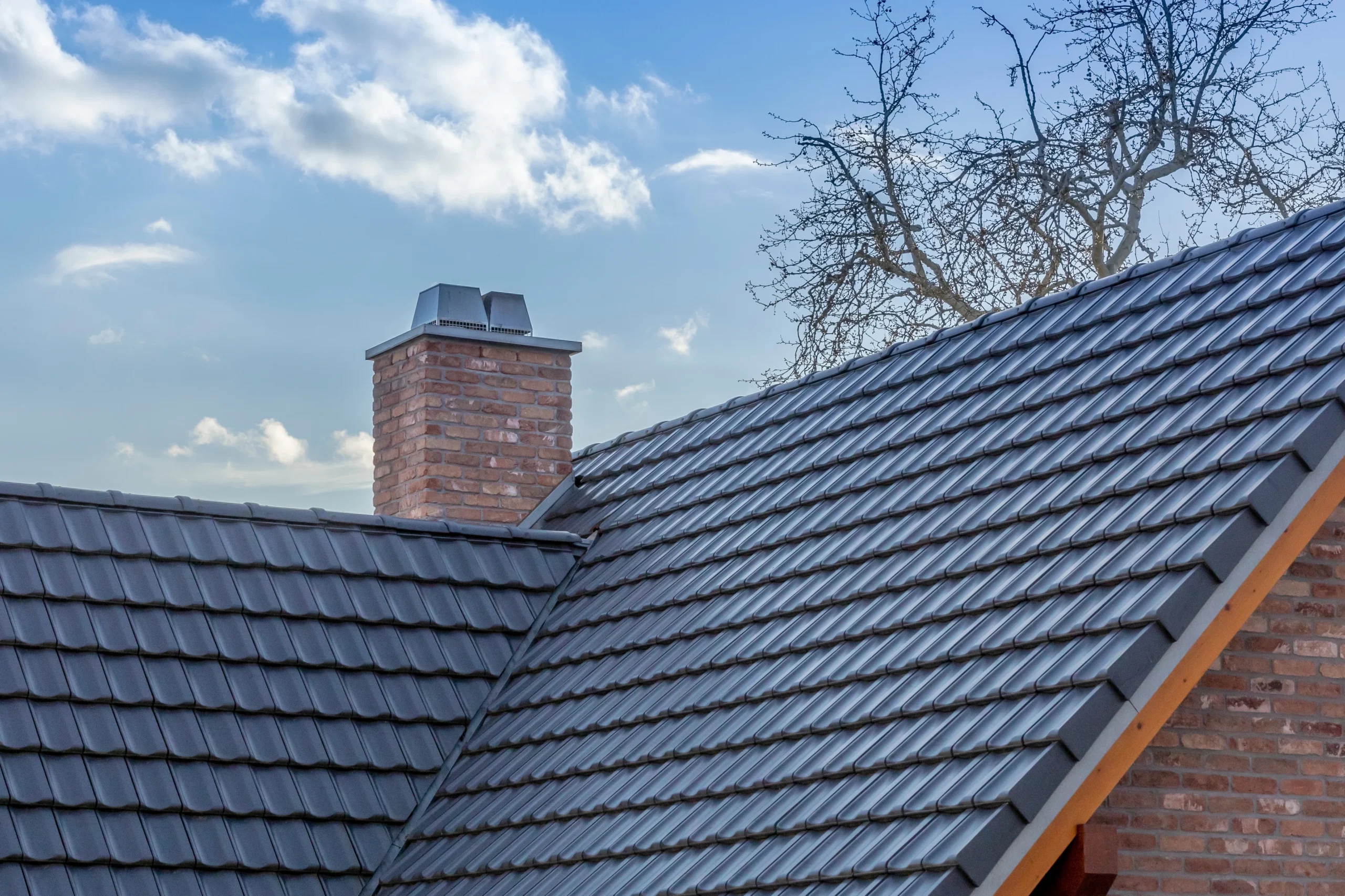 Most Common Roof Materials: Pros, Cons, and More